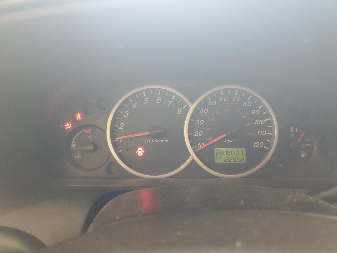 4F2CZ96184KM17108 2004 Mazda Tribute Es