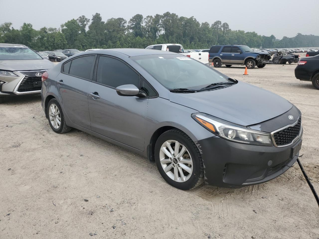 3KPFL4A77HE012203 2017 Kia Forte Lx