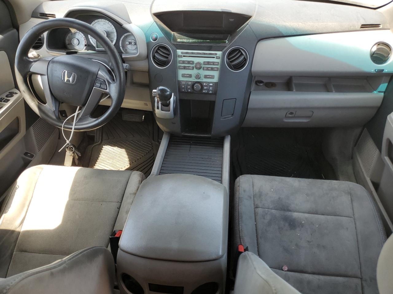 5FNYF3H23BB030106 2011 Honda Pilot Lx