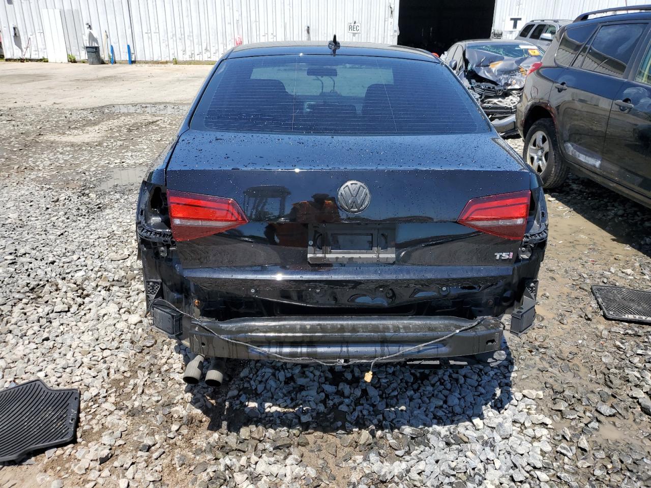 3VWDB7AJ3HM270972 2017 Volkswagen Jetta Se