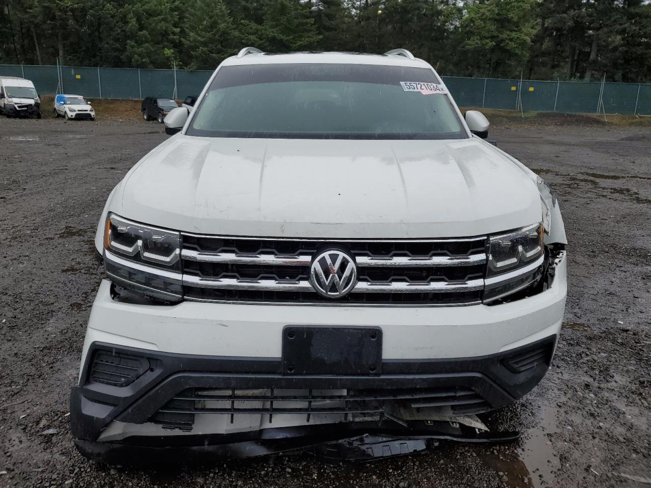 2018 Volkswagen Atlas vin: 1V2HR2CA0JC500800