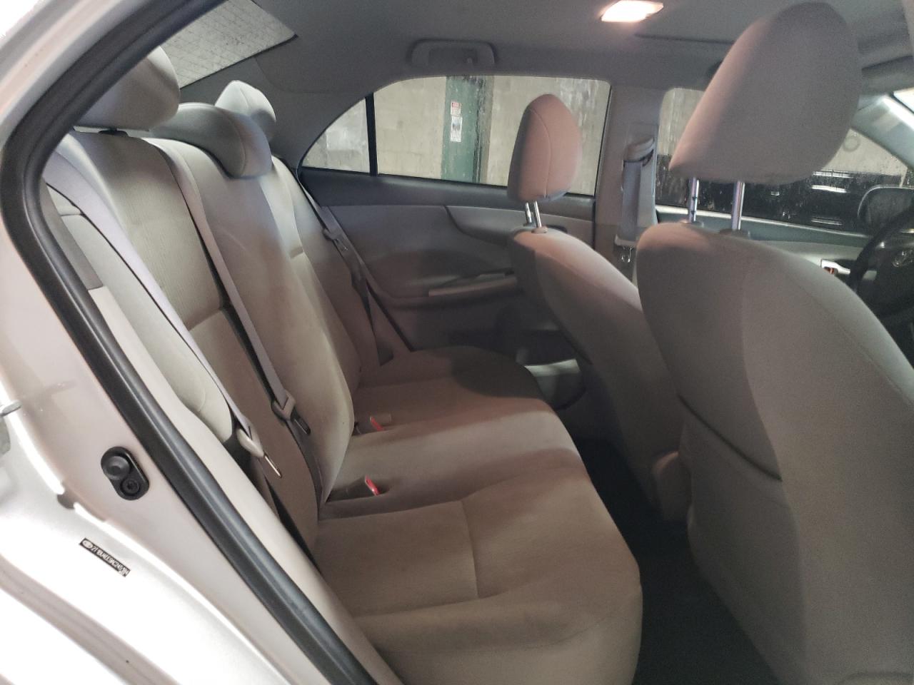 2T1BU4EE9AC245184 2010 Toyota Corolla Base