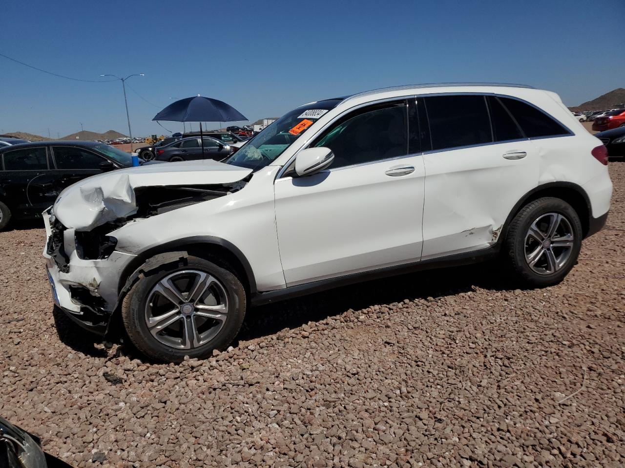 WDC0G4JB8HF127553 2017 Mercedes-Benz Glc 300