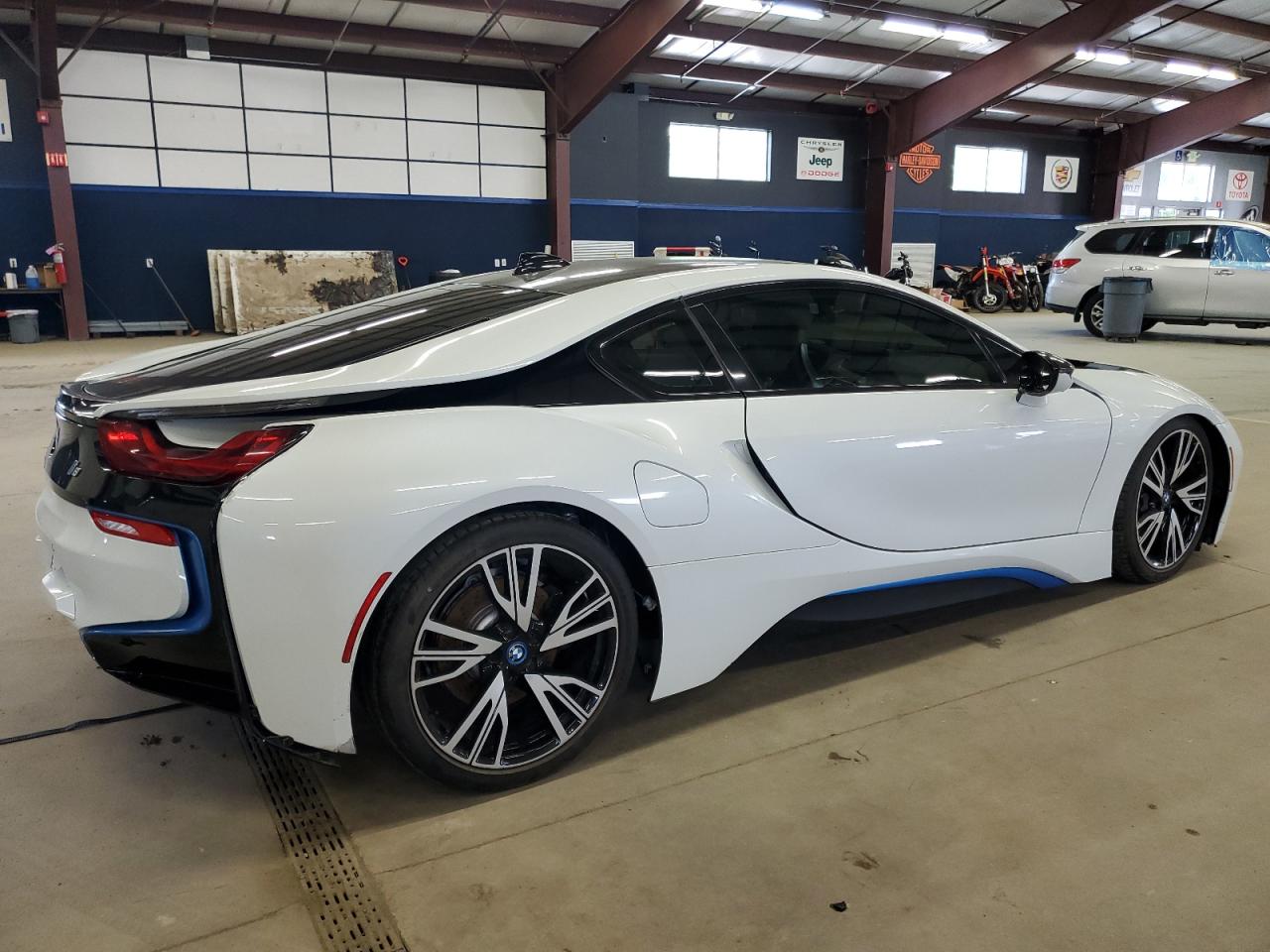 WBY2Z2C54FV391987 2015 BMW I8