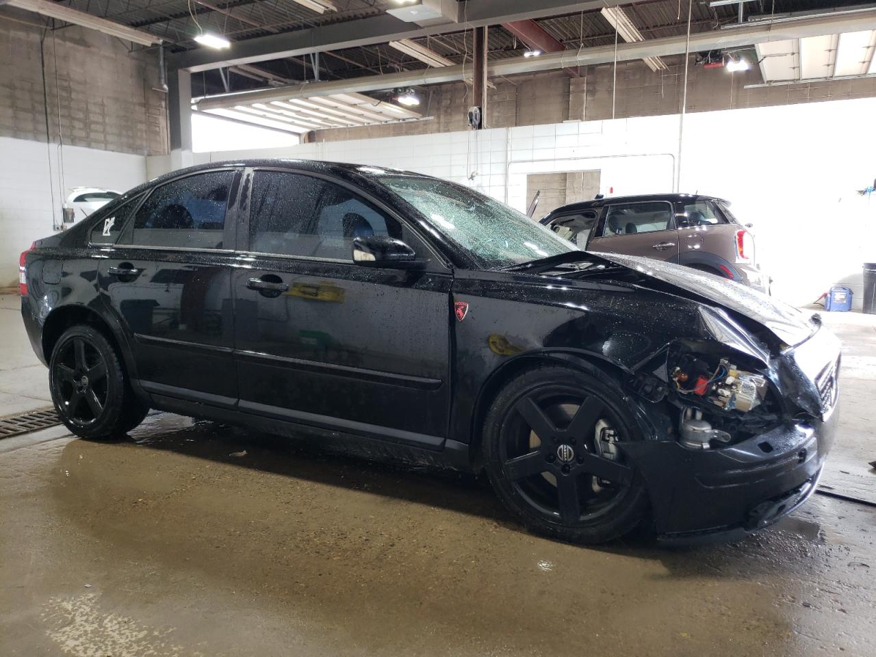 YV1MH682452108582 2005 Volvo S40 T5