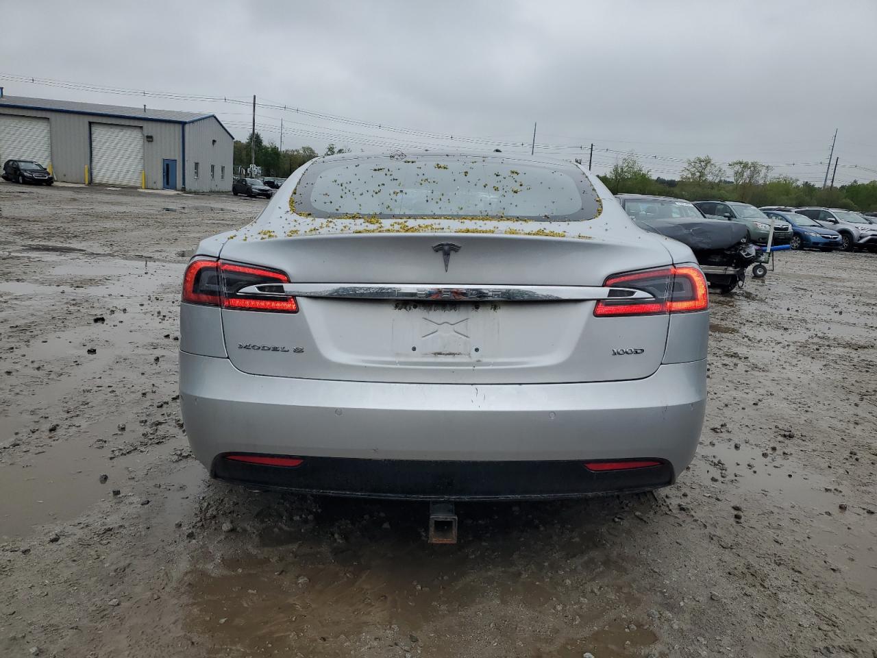 5YJSA1E29JF297097 2018 Tesla Model S