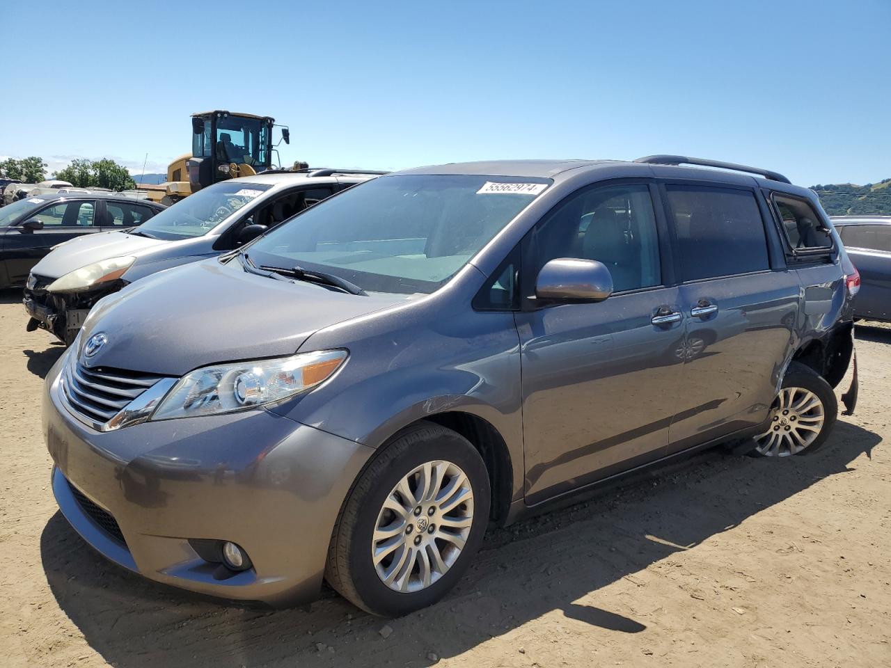 5TDYK3DC8BS072924 2011 Toyota Sienna Xle