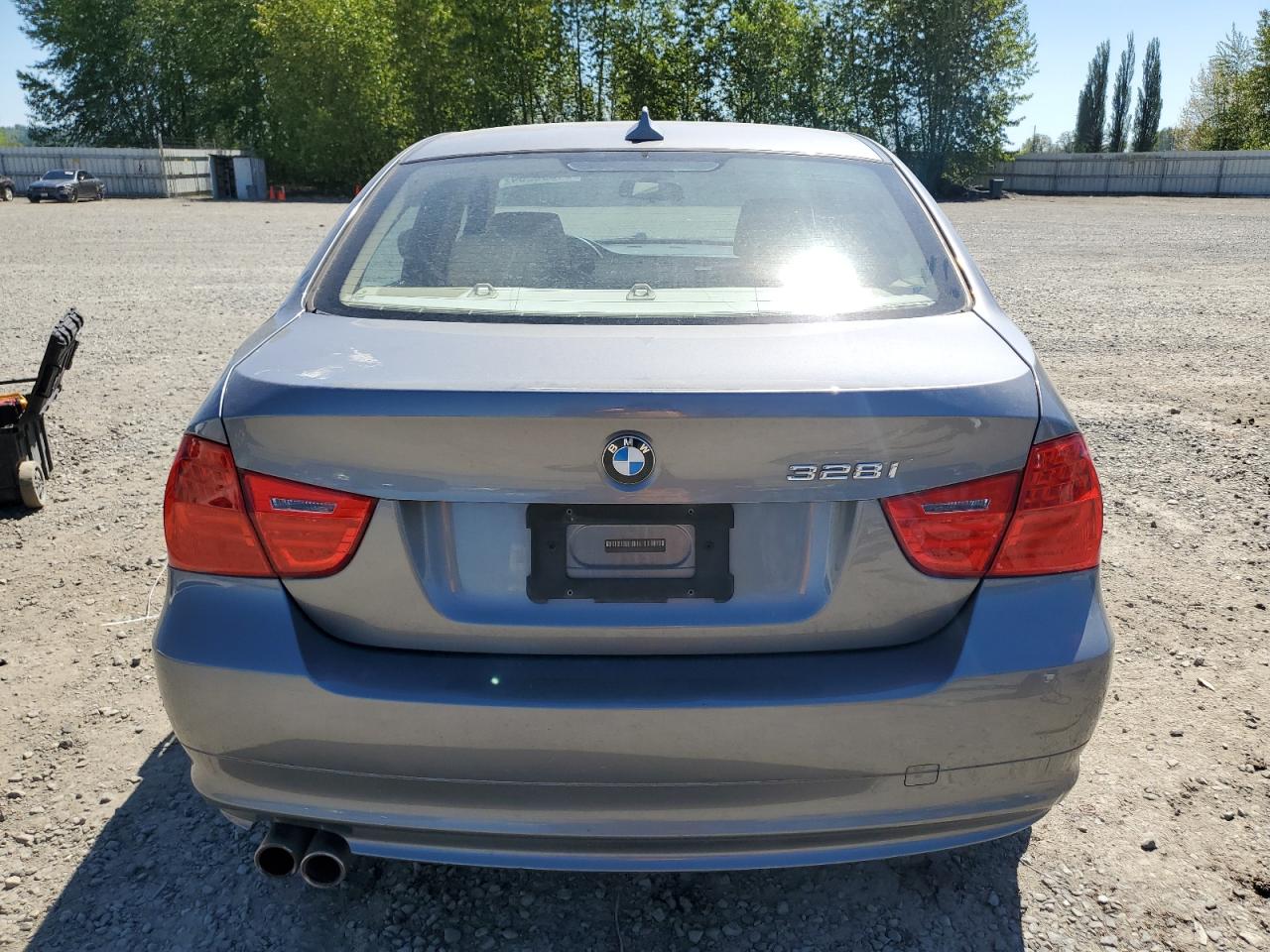 WBAPH77549NM47705 2009 BMW 328 I