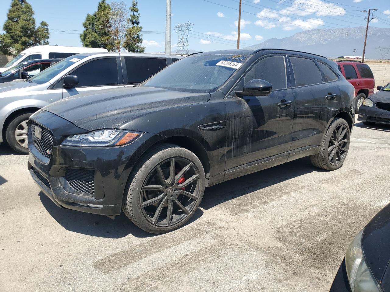 SADCM2FV4JA253015 2018 Jaguar F-Pace S