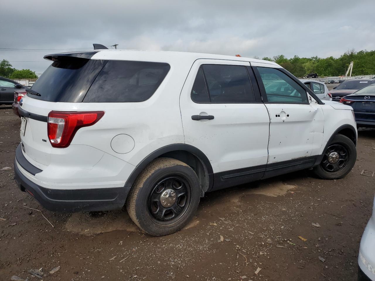 2018 Ford Explorer Police Interceptor vin: 1FM5K8AR1JGB19224