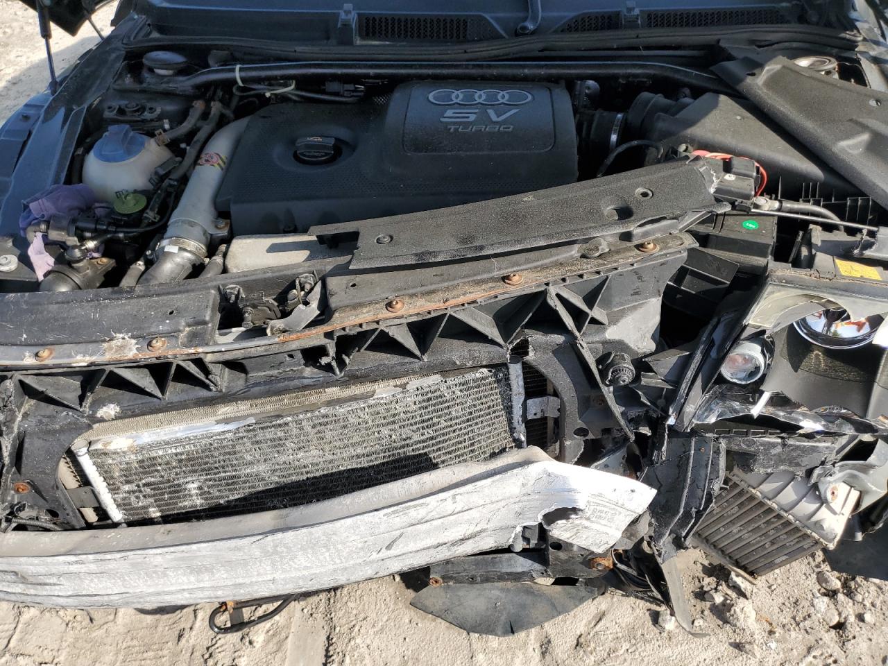 TRUUT28N651002928 2005 Audi Tt Quattro