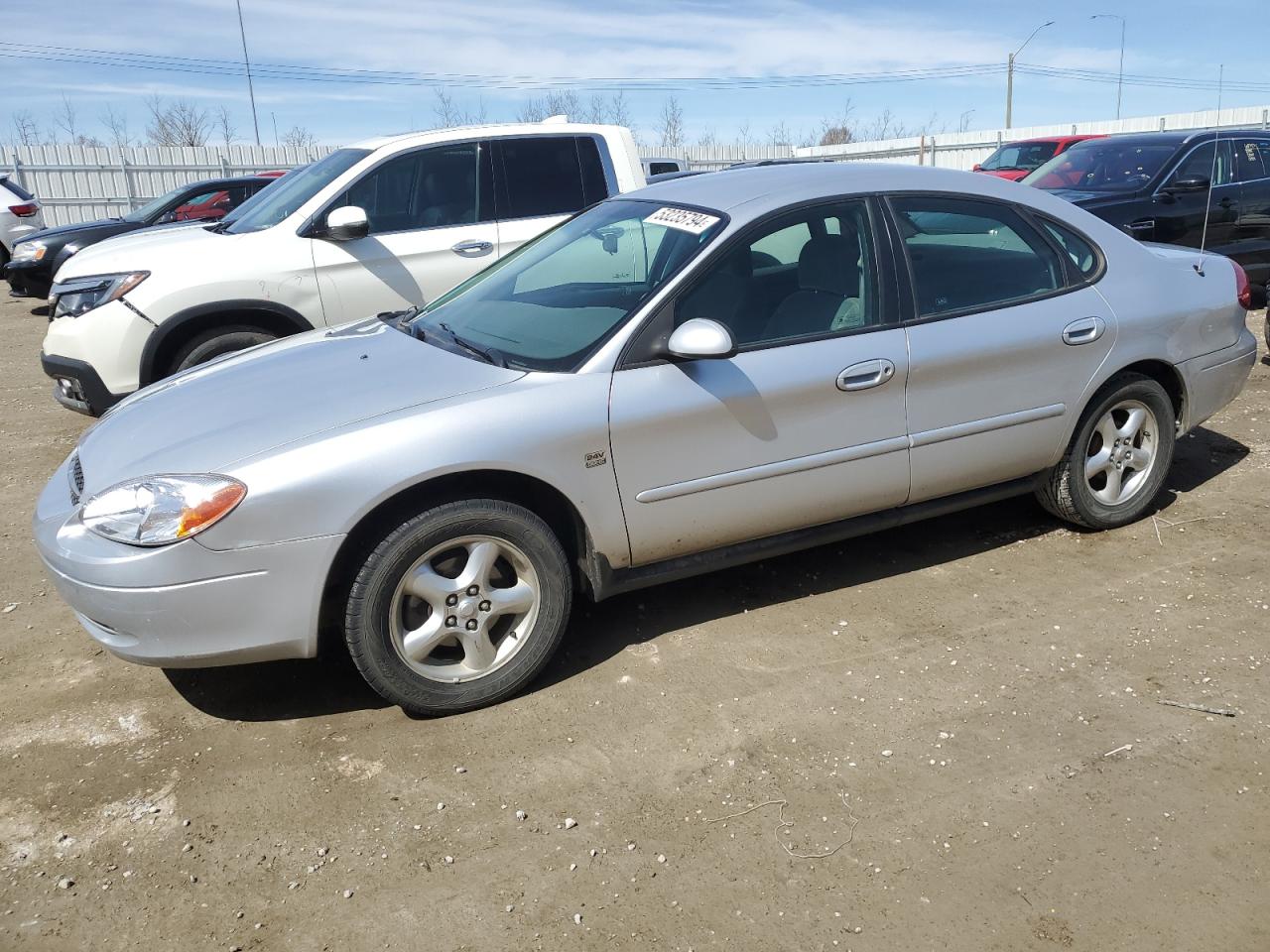 1FAFP53S4YG133529 2000 Ford Taurus Se