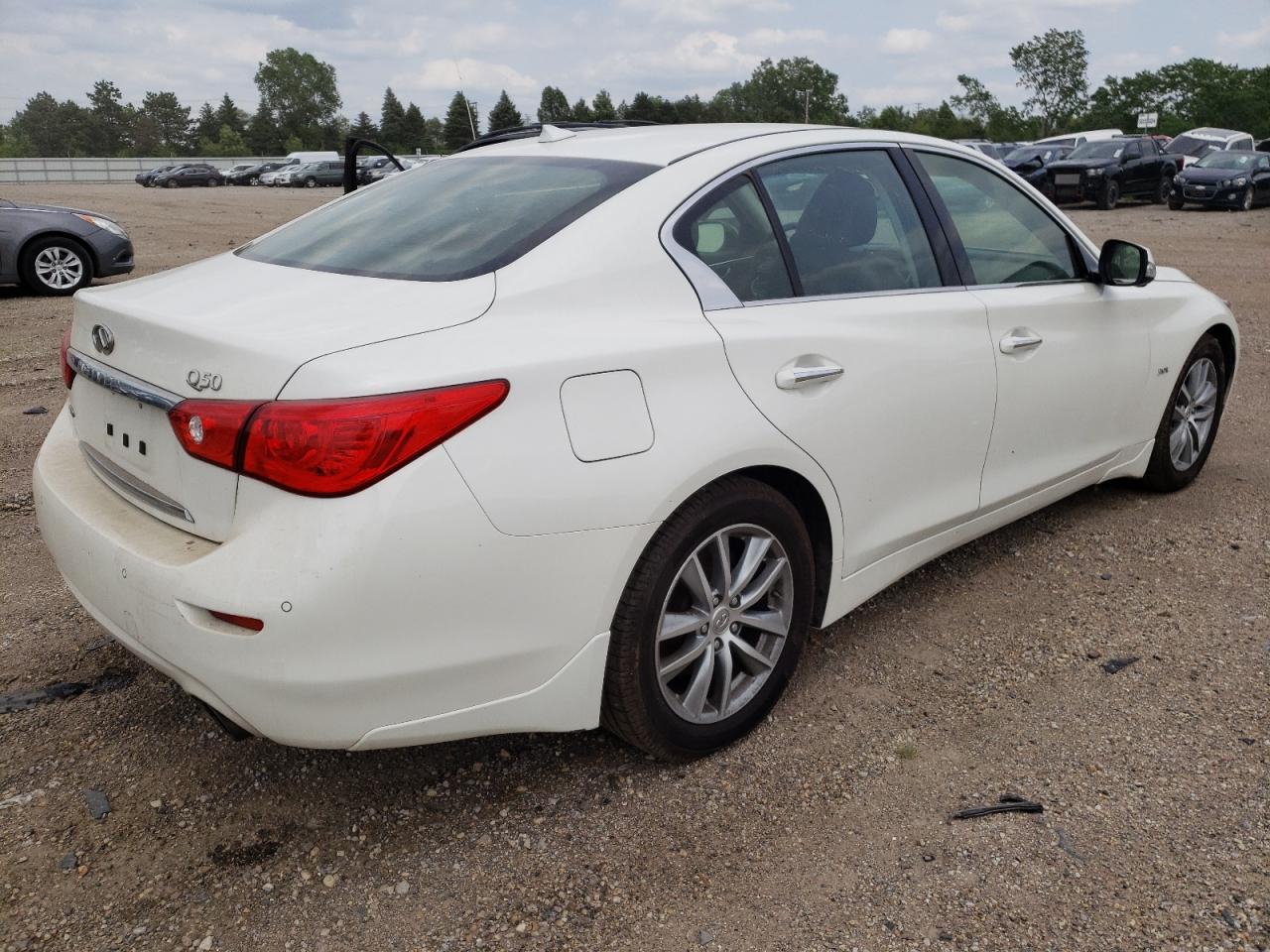 JN1EV7AR0GM340347 2016 Infiniti Q50 Premium