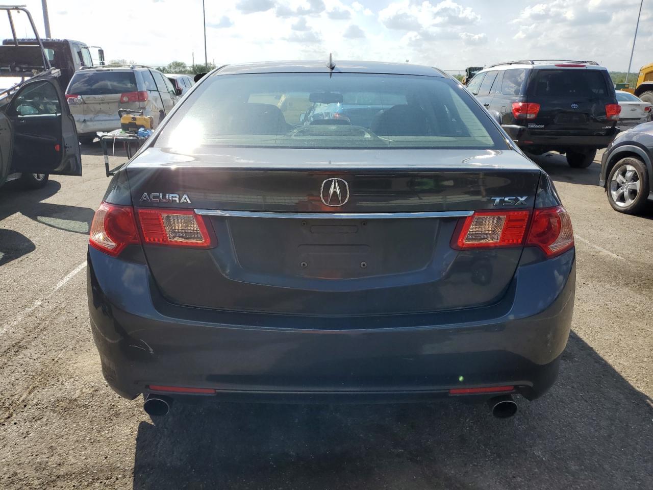 JH4CU2F63BC018291 2011 Acura Tsx