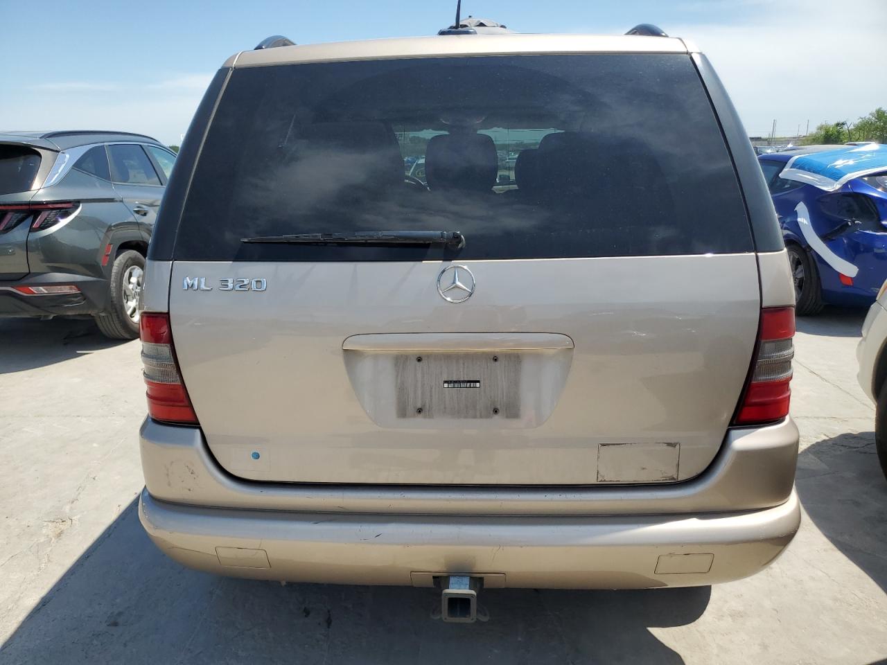 4JGAB54E71A254362 2001 Mercedes-Benz Ml 320