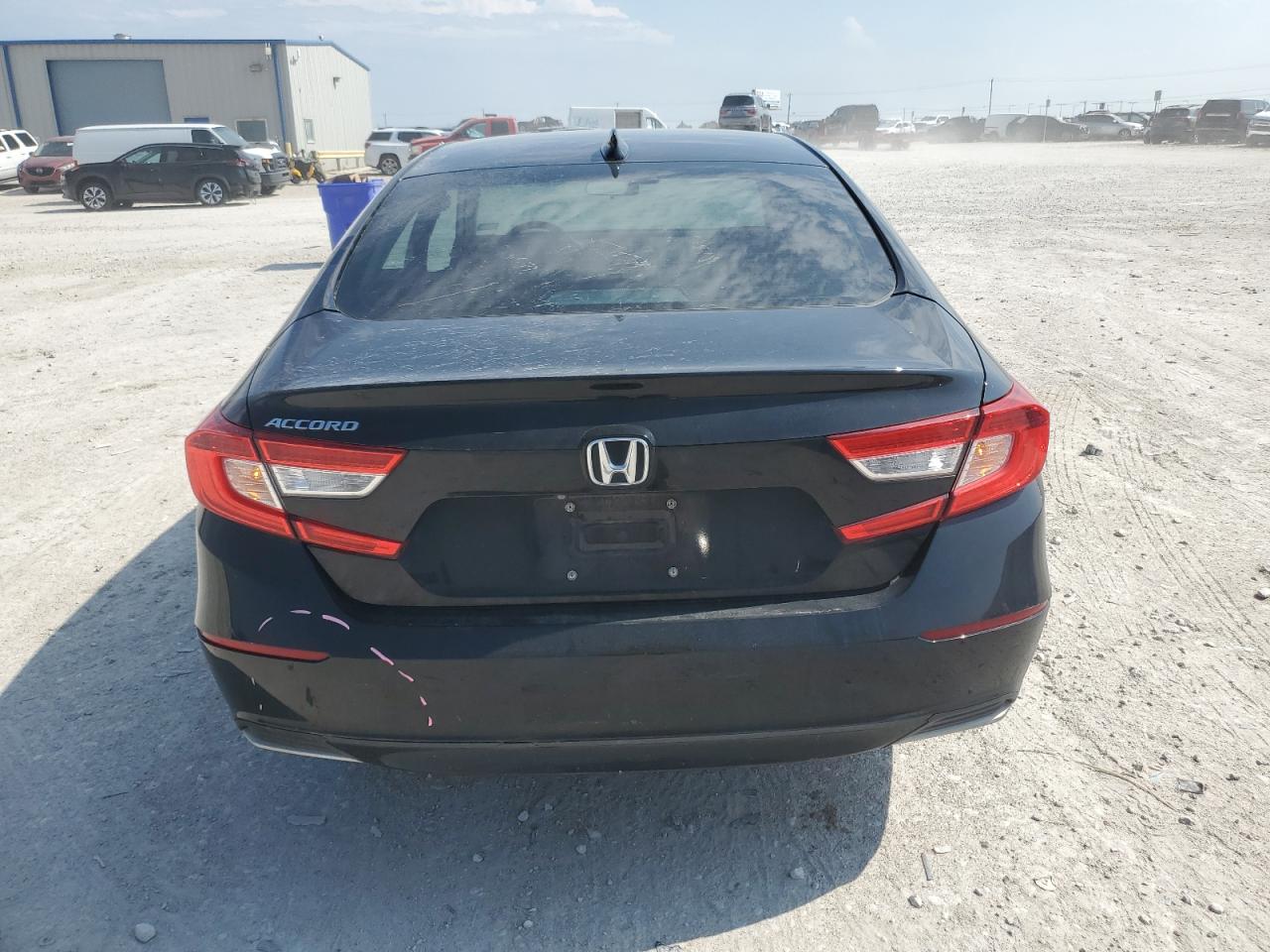 1HGCV1F1XJA129512 2018 Honda Accord Lx