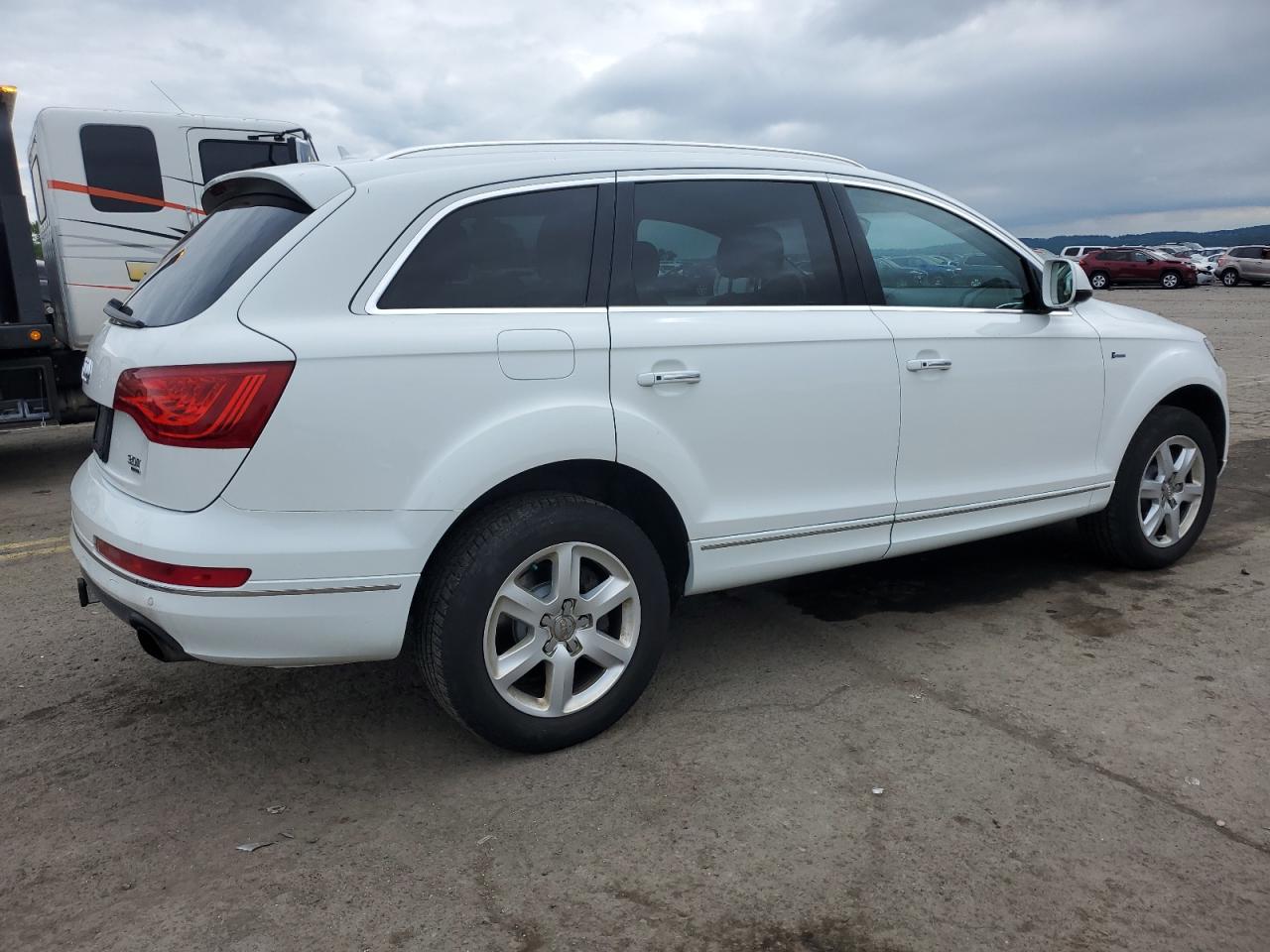 WA1LGAFE4FD026002 2015 Audi Q7 Premium Plus