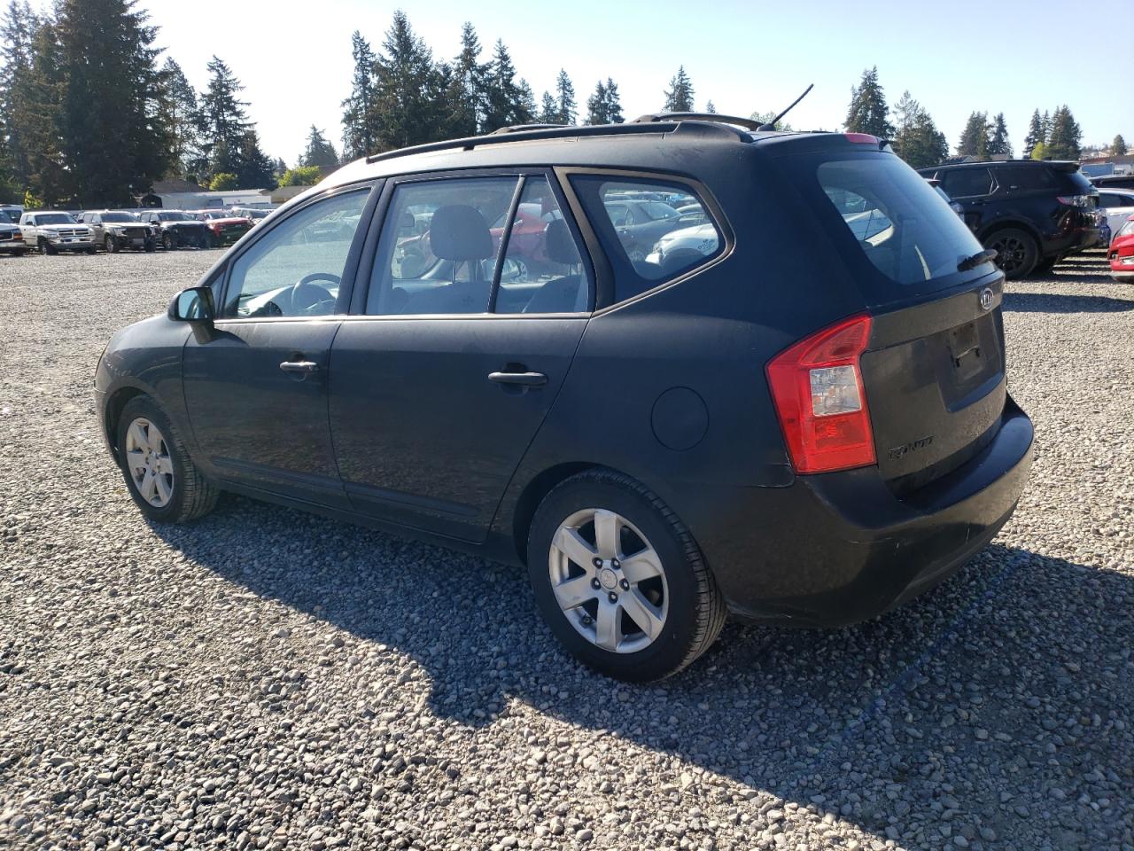 KNAFG526987191163 2008 Kia Rondo Lx