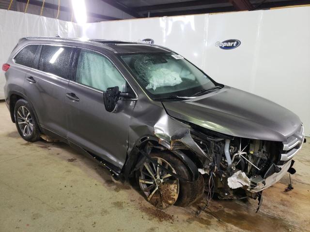 VIN 5TDKZRFH2KS562465 2019 Toyota Highlander, SE no.4