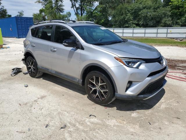 VIN 2T3NFREV1GW301024 2016 Toyota RAV4, SE no.4