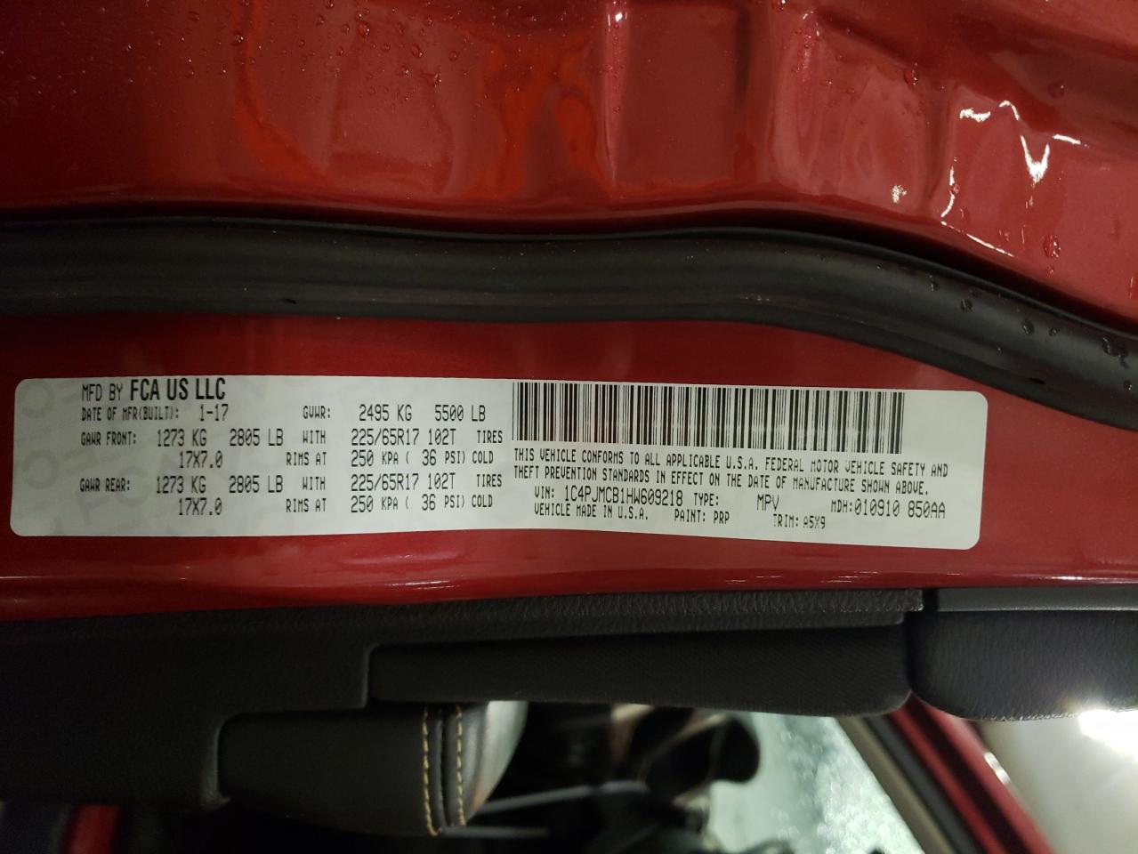 1C4PJMCB1HW609218 2017 Jeep Cherokee Latitude