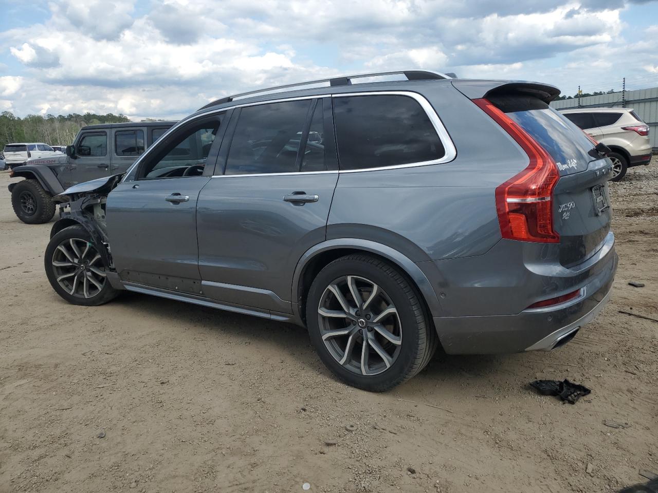 2017 Volvo Xc90 T6 vin: YV4A22PK7H1144911