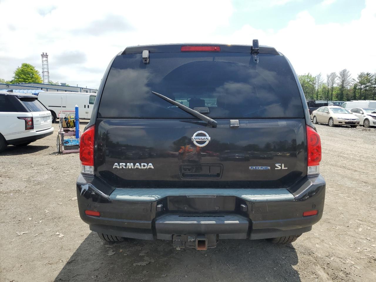 5N1BA0NDXBN619742 2011 Nissan Armada Sv