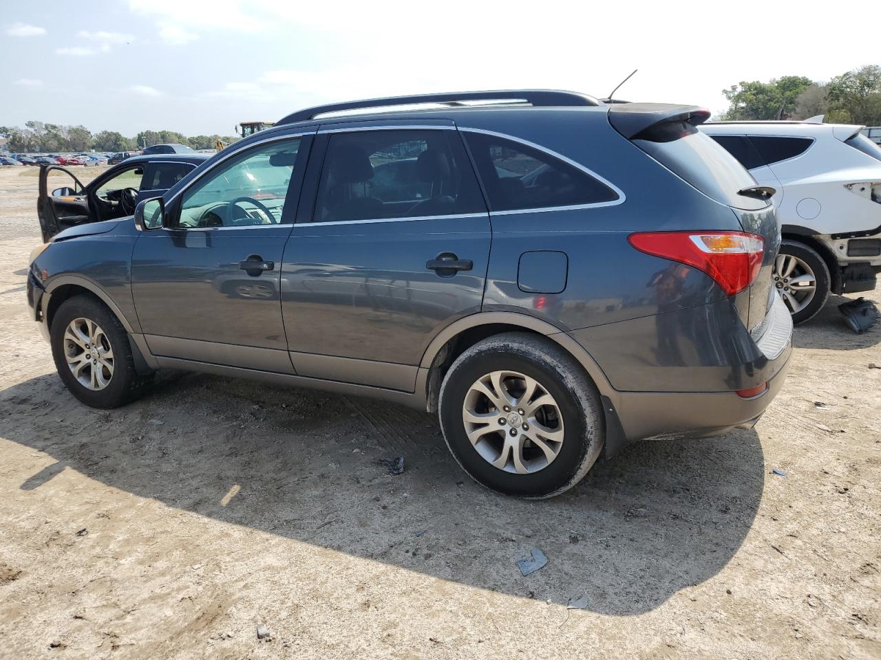 KM8NU4CC0BU173922 2011 Hyundai Veracruz Gls