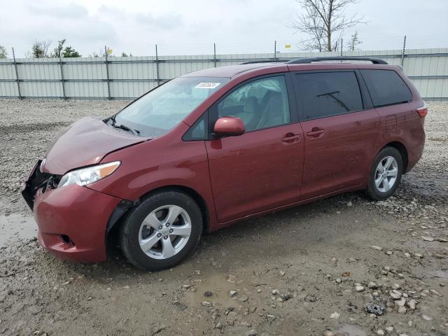 Lot #2559102417 2015 TOYOTA SIENNA LE salvage car