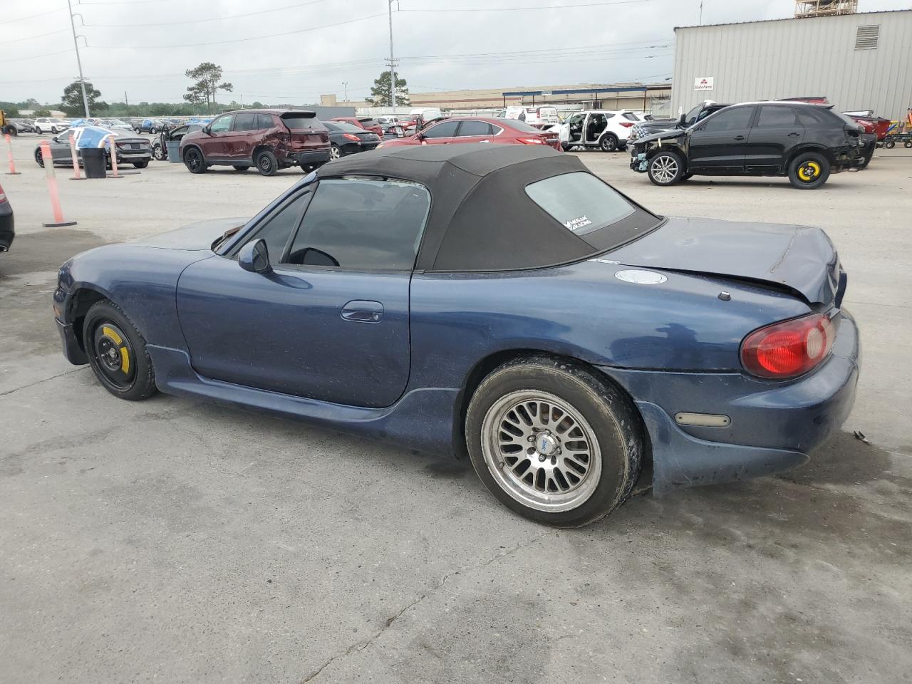 JM1NB353720232005 2002 Mazda Mx-5 Miata Base