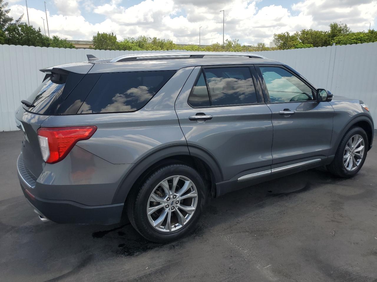 2021 Ford Explorer Limited vin: 1FMSK7FH6MGB50549