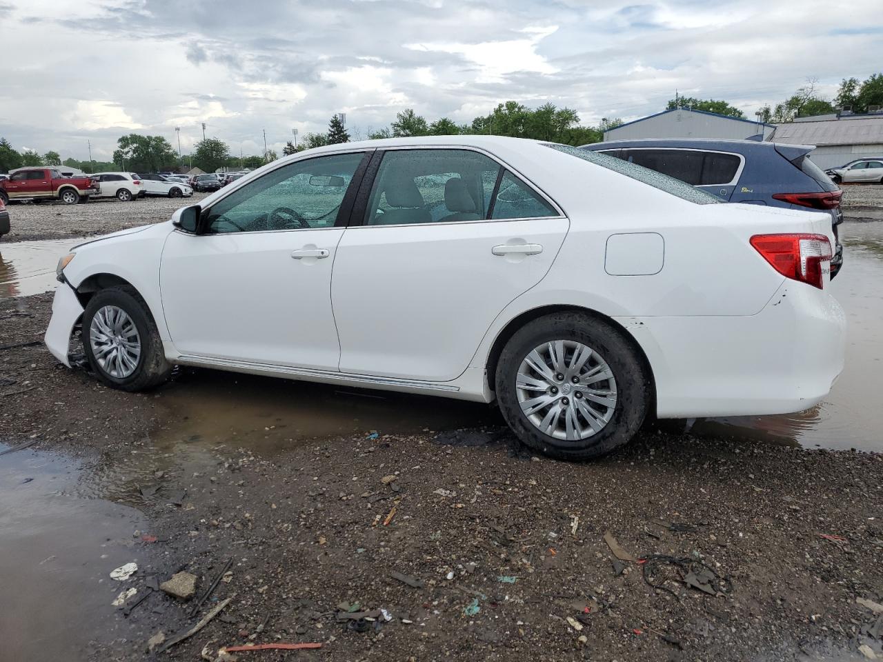 4T1BF1FK1EU375669 2014 Toyota Camry L