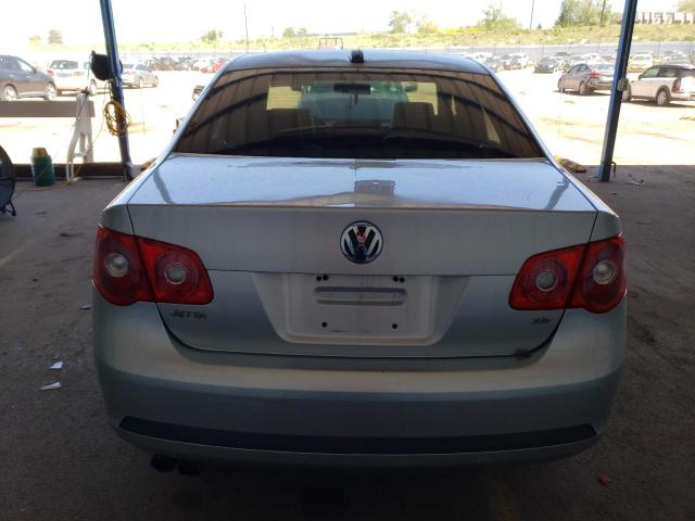 2006 Volkswagen Jetta 2.5 Option Package 1 VIN: 3VWSF71K56M700518 Lot: 56409554