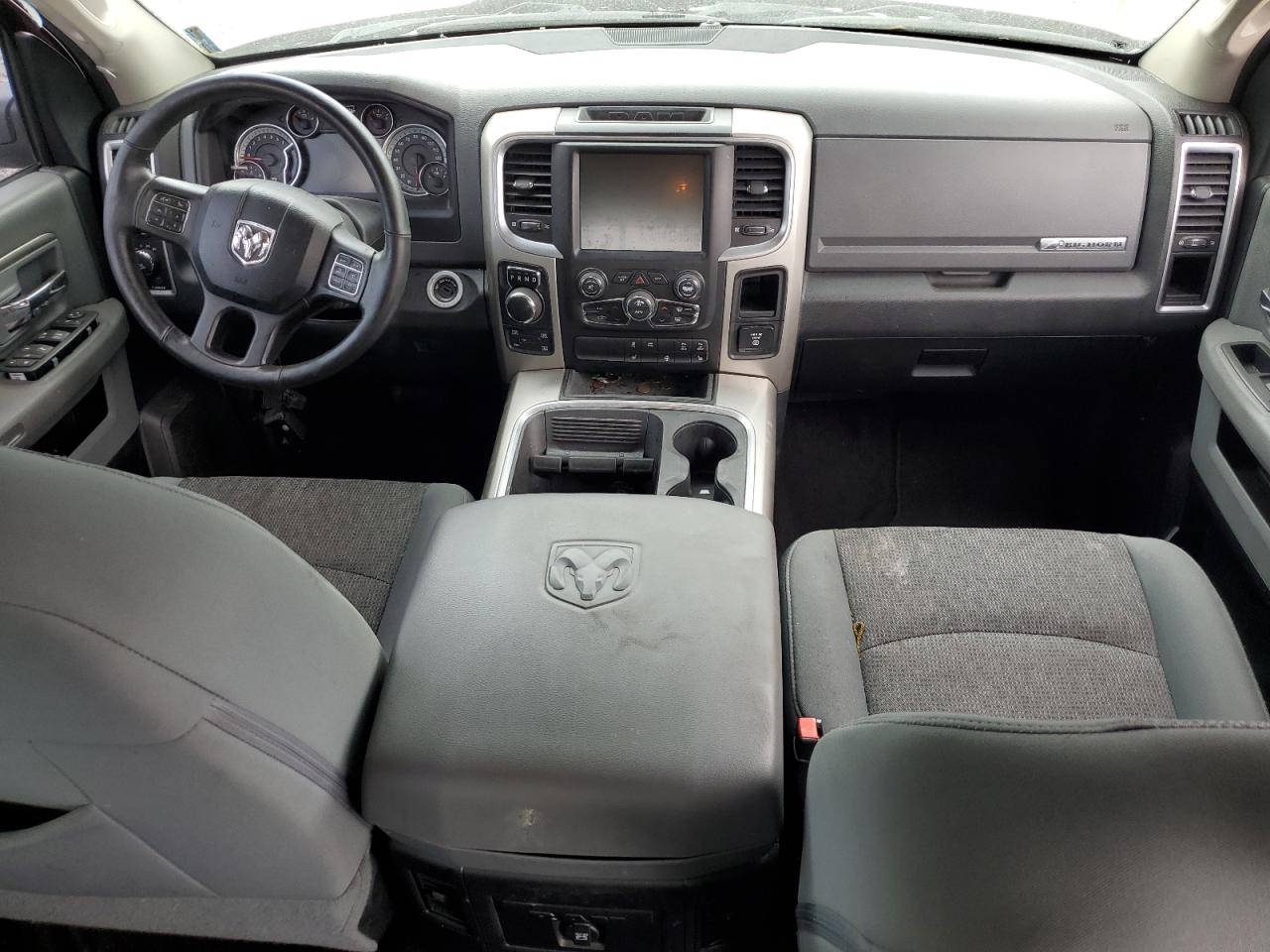 1C6RR7LG9HS606726 2017 Ram 1500 Slt