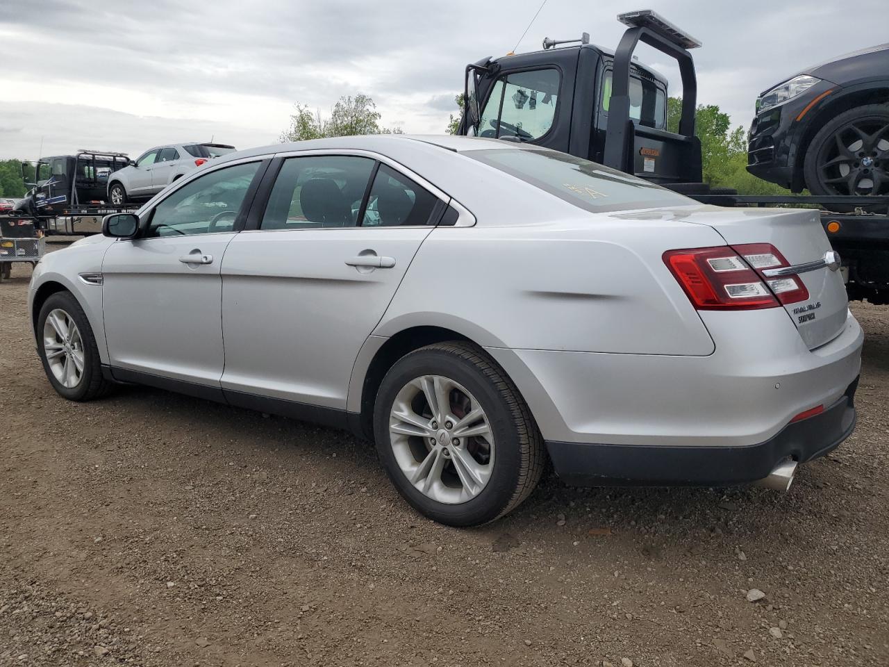 1FAHP2E88EG152573 2014 Ford Taurus Sel