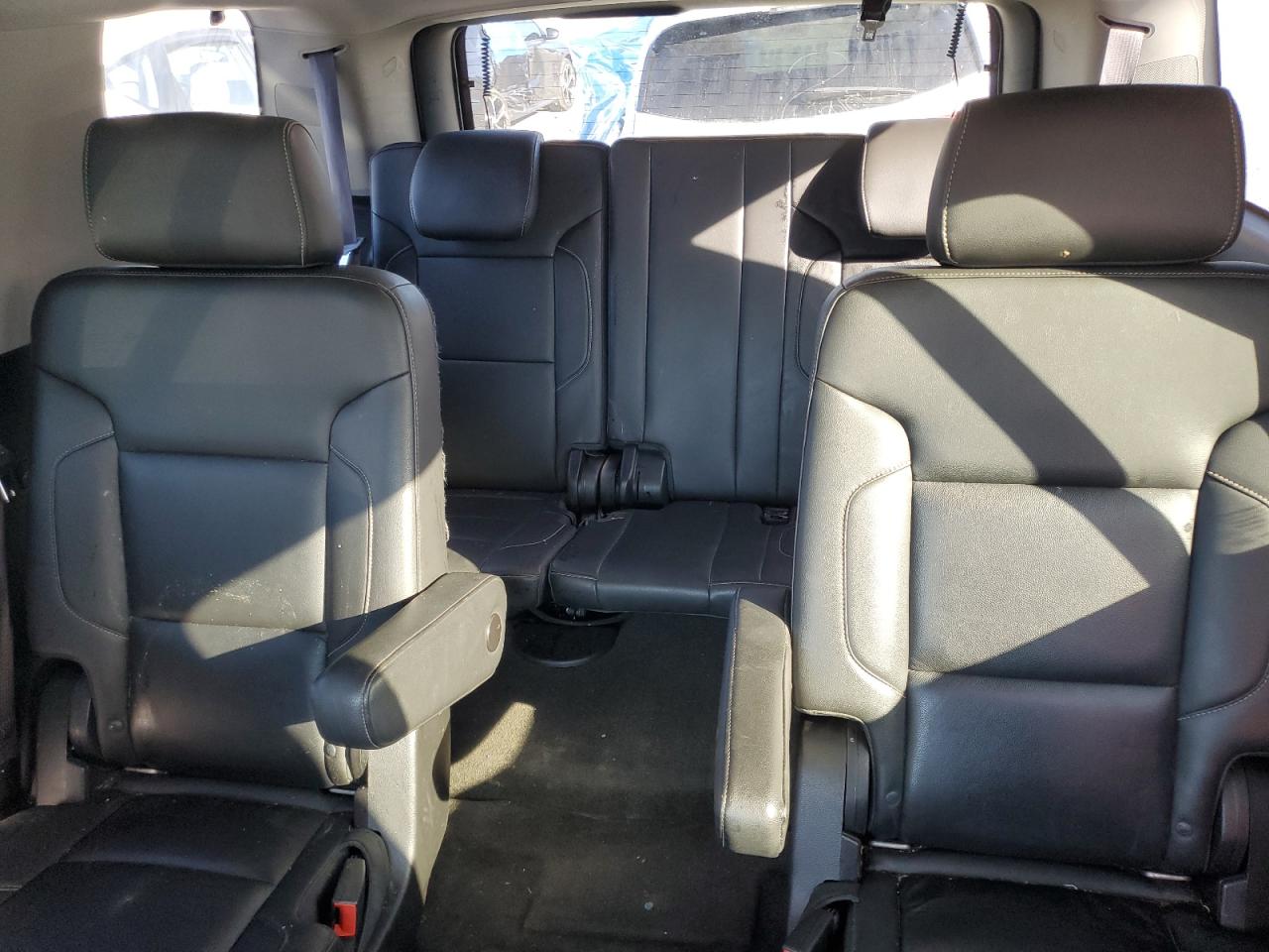 1GNSKBKC1FR560725 2015 Chevrolet Tahoe K1500 Lt