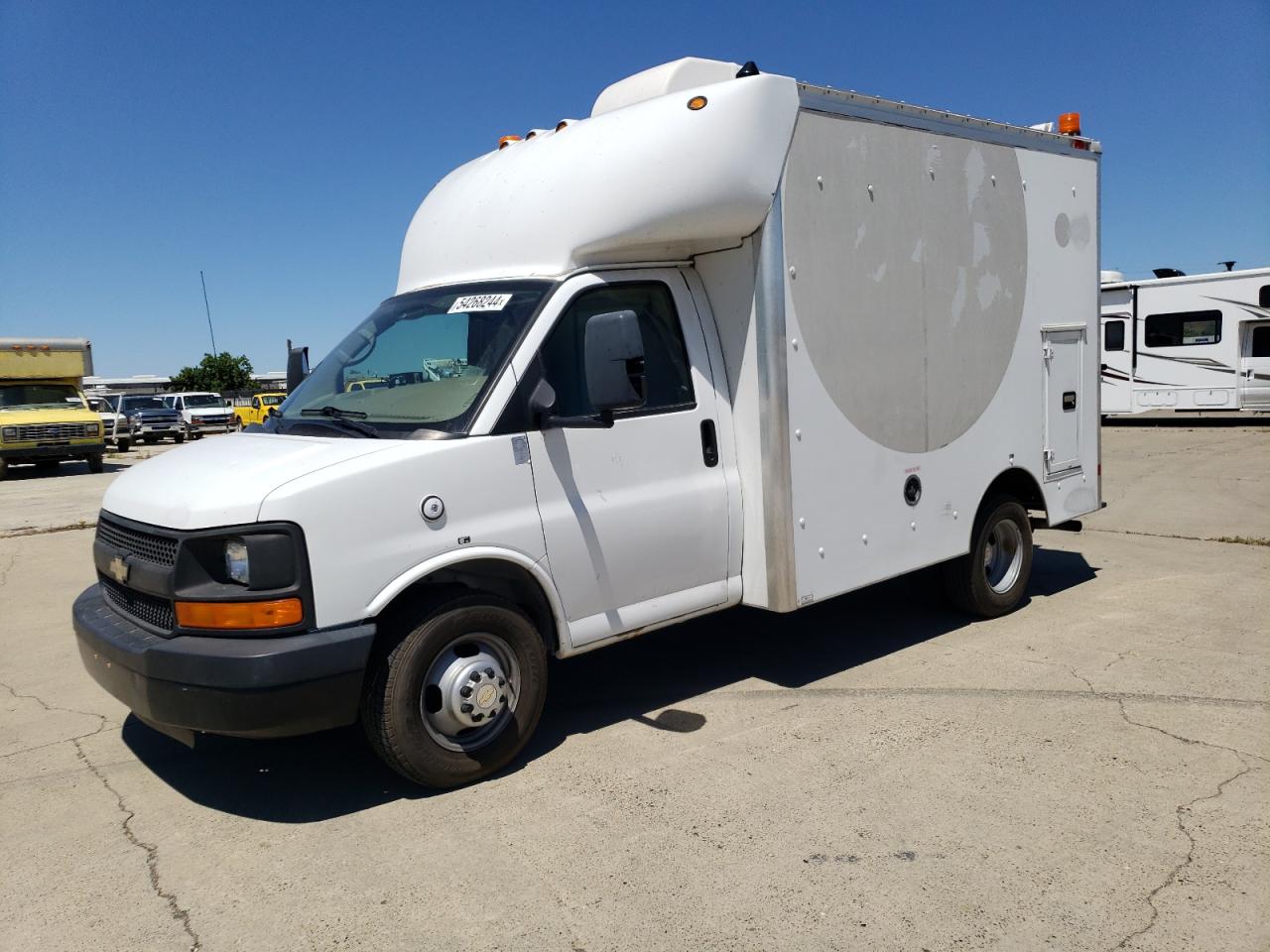 1GBJG31K281104582 2008 Chevrolet Express G3500