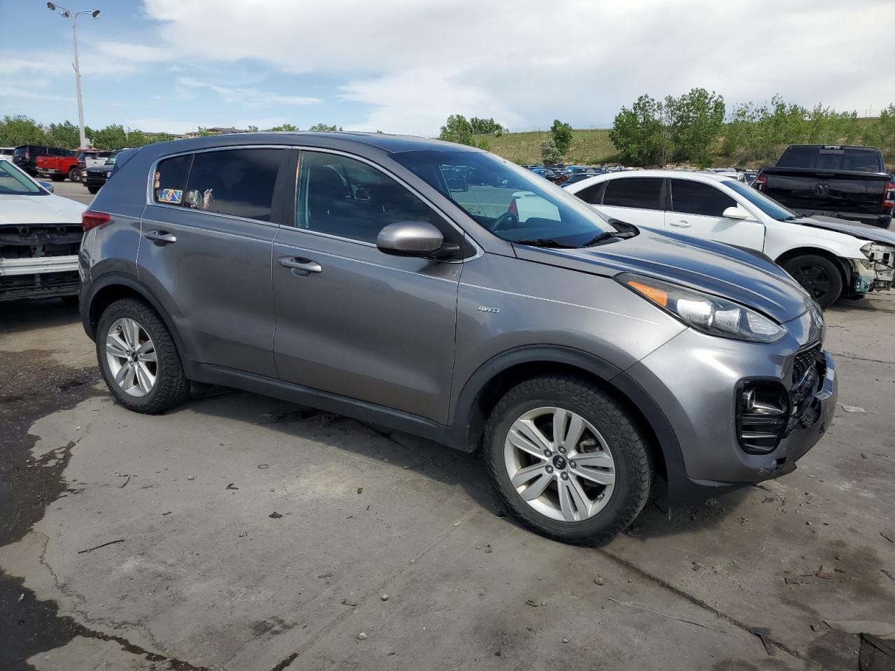 KNDPMCAC1J7339730 2018 Kia Sportage Lx