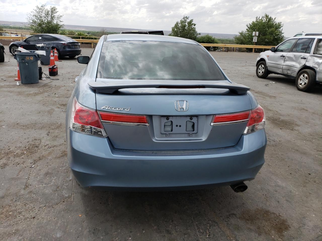 1HGCP2F76BA056998 2011 Honda Accord Ex