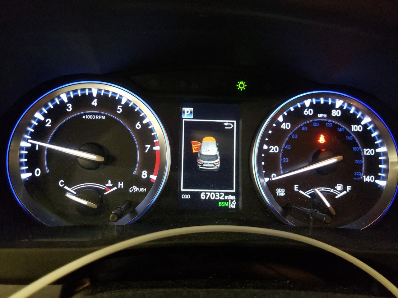 5TDJZRFH3HS425703 2017 Toyota Highlander Se