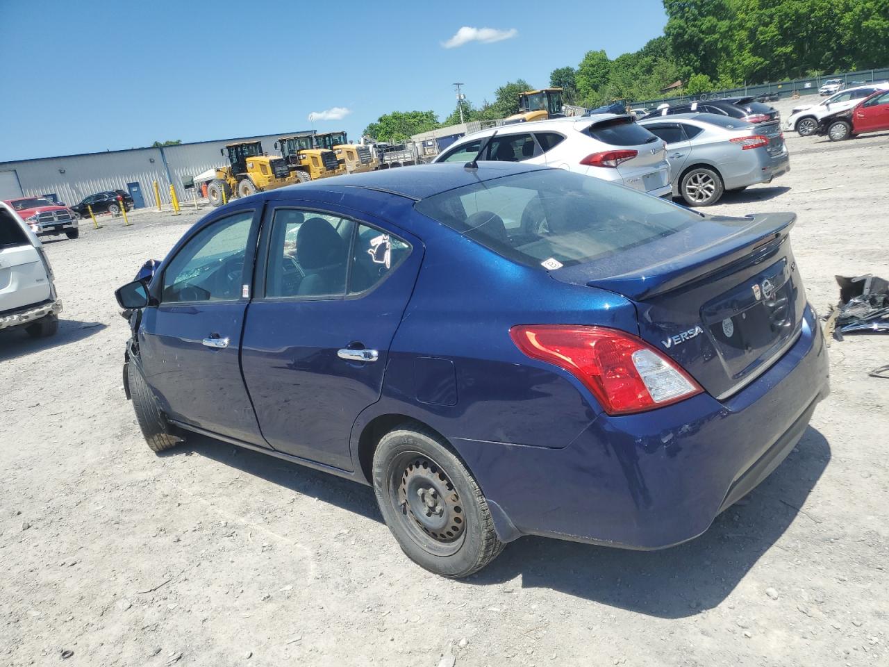 3N1CN7AP4JL867752 2018 Nissan Versa S