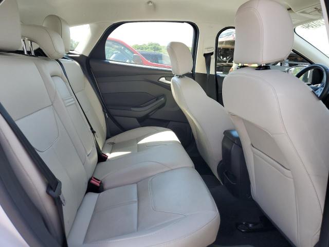 2016 Ford Focus Titanium VIN: 1FADP3N24GL332675 Lot: 56720784