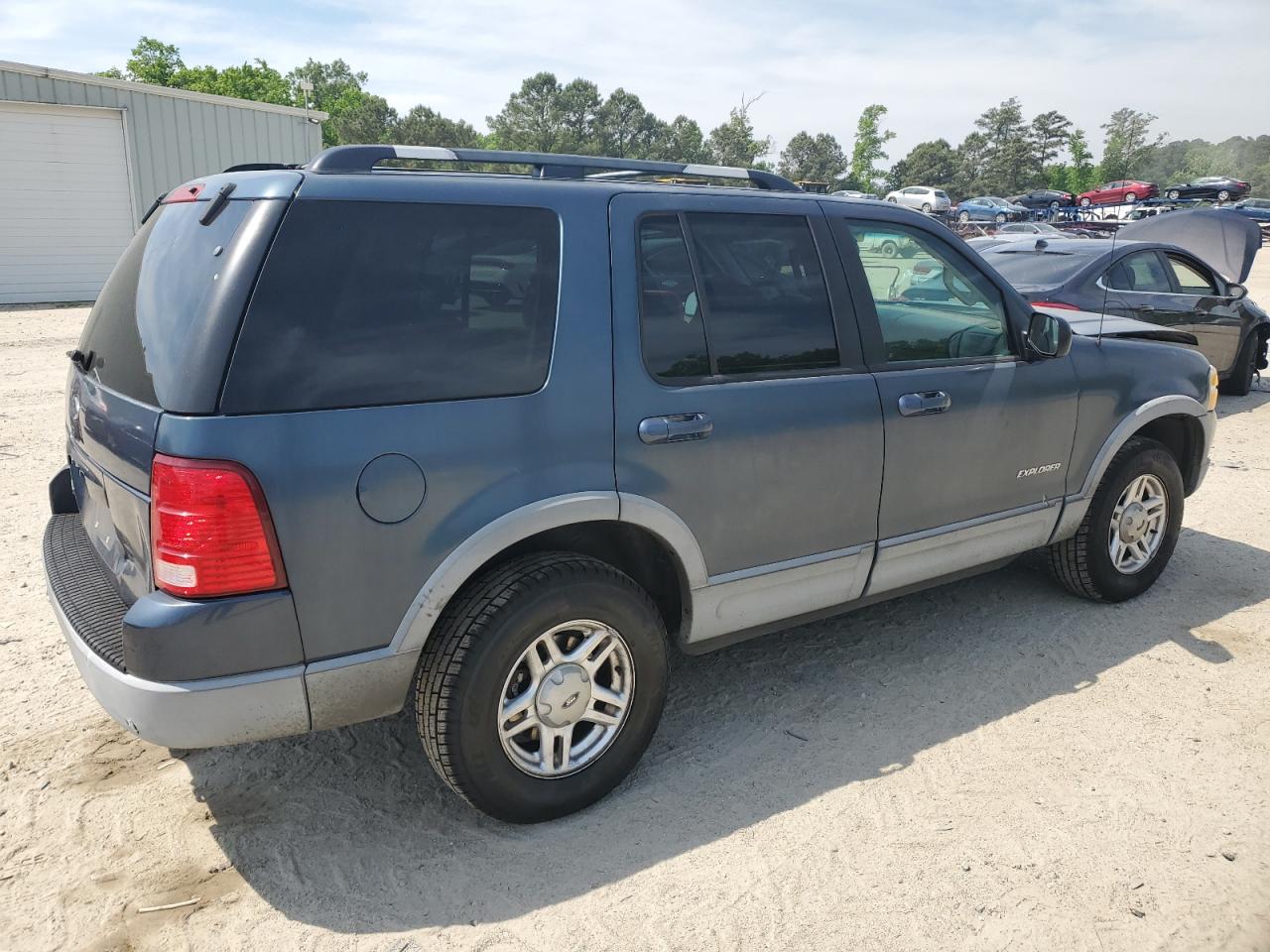 1FMDU73E32UA48489 2002 Ford Explorer Xlt