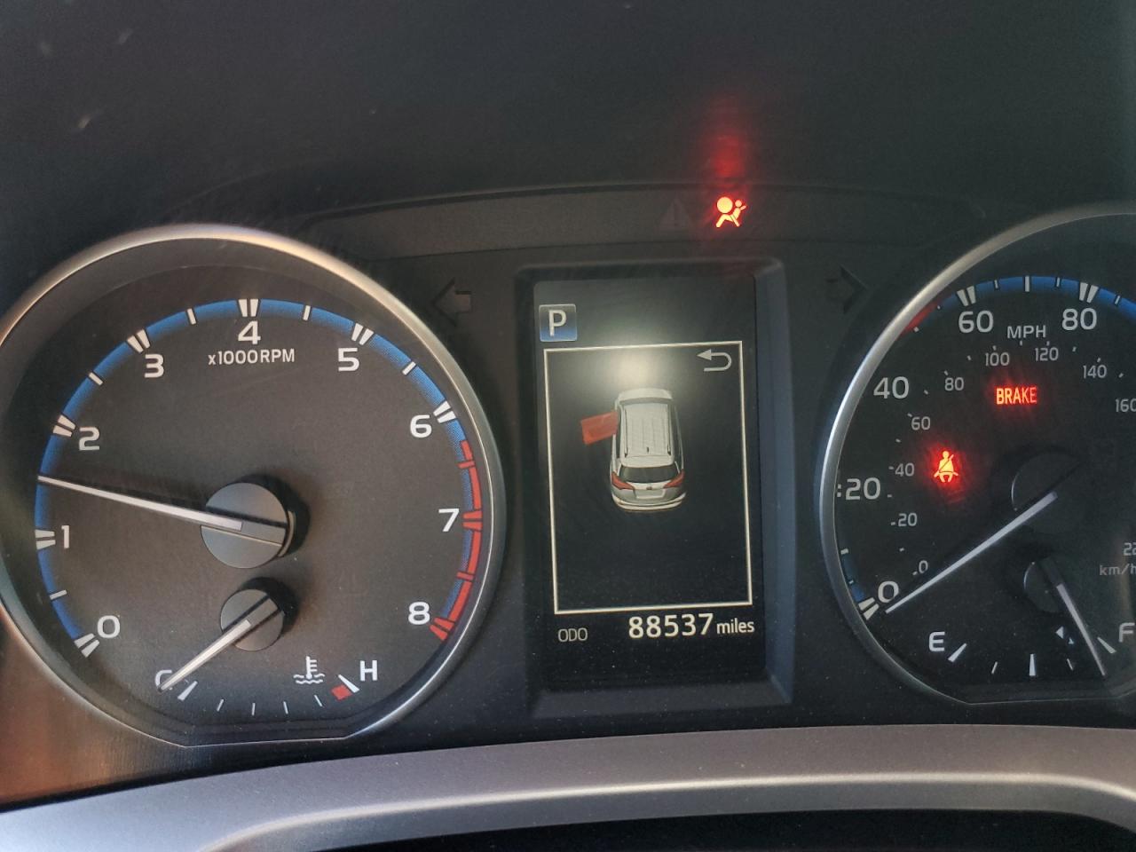 JTMBFREV4JJ245783 TOYOTA RAV4 2018