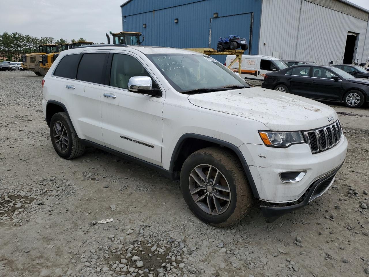 XC4RJFBG2HC676008 2017 Jeep Grand Cherokee Limited