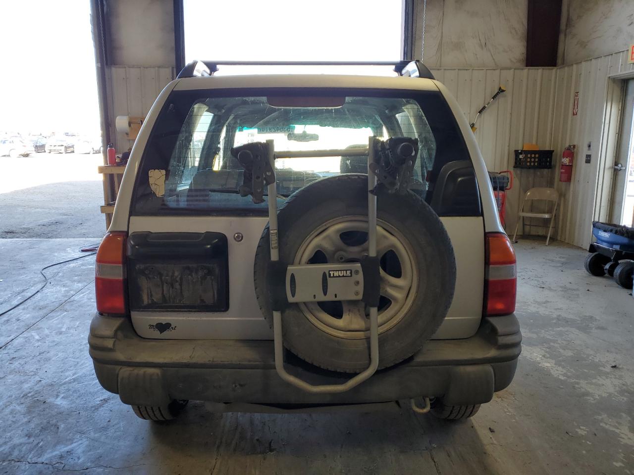 2CNBJ13C6Y6944904 2000 Chevrolet Tracker