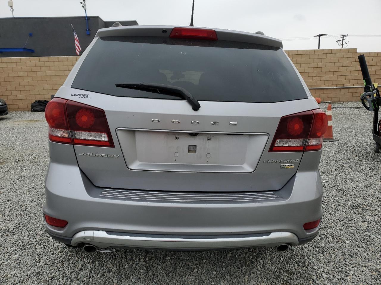 3C4PDCGGXJT379455 2018 Dodge Journey Crossroad