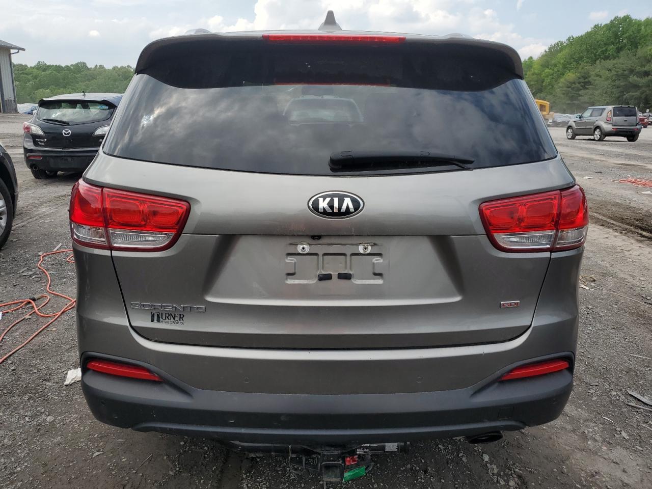 5XYPGDA34HG237221 2017 Kia Sorento Lx