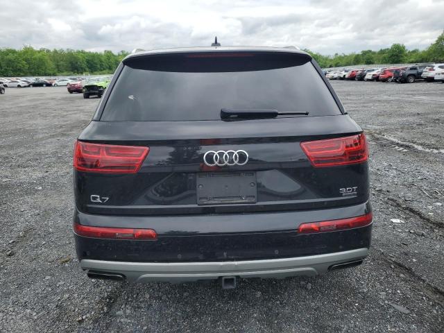 WA1VAAF76JD029956 2018 Audi Q7 Prestige