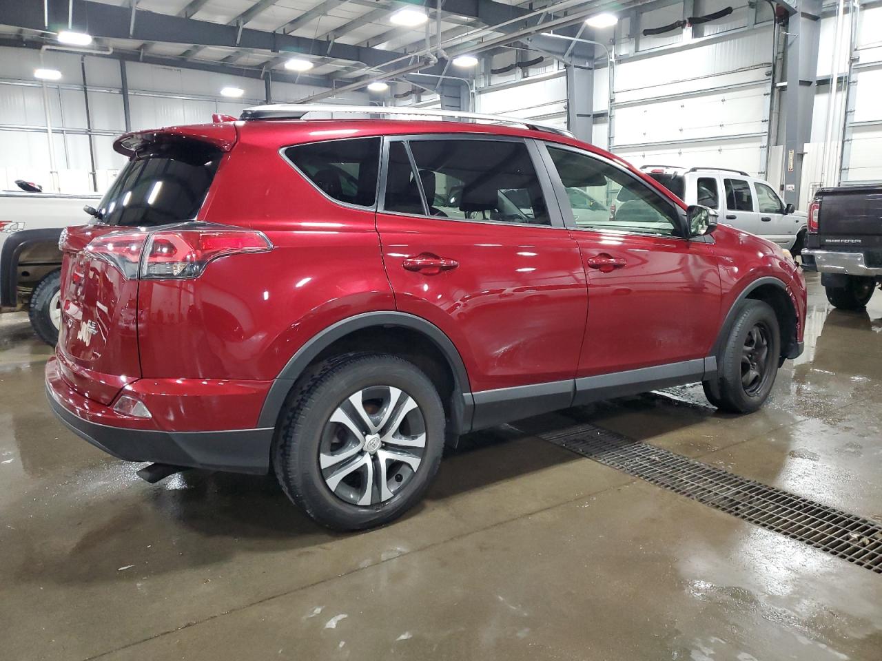 JTMBFREV7JD237658 TOYOTA RAV4 2018